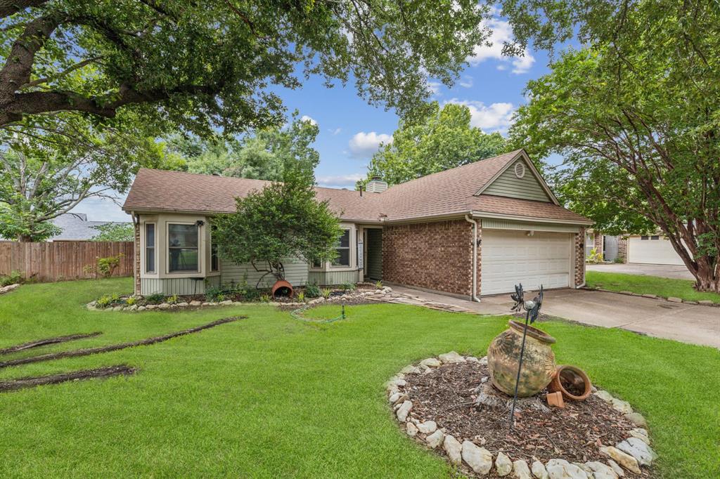 10209 Lone Pine Lane