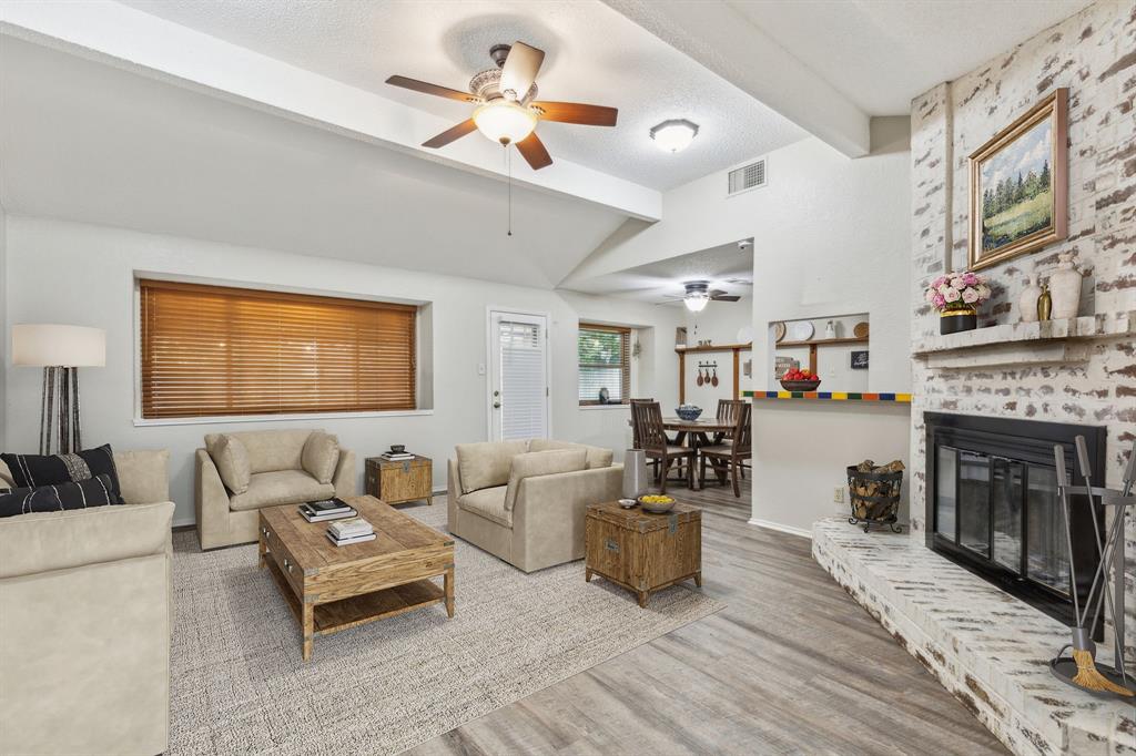 10209 Lone Pine Lane