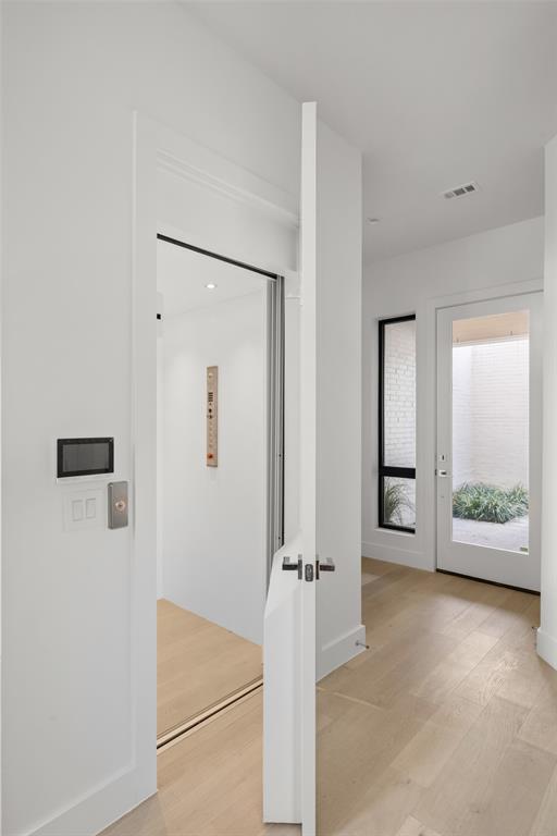 Kessler West Townhomes - Residential