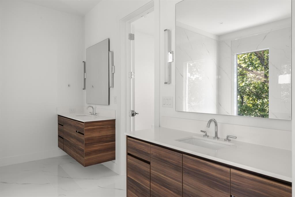 Kessler West Townhomes - Residential