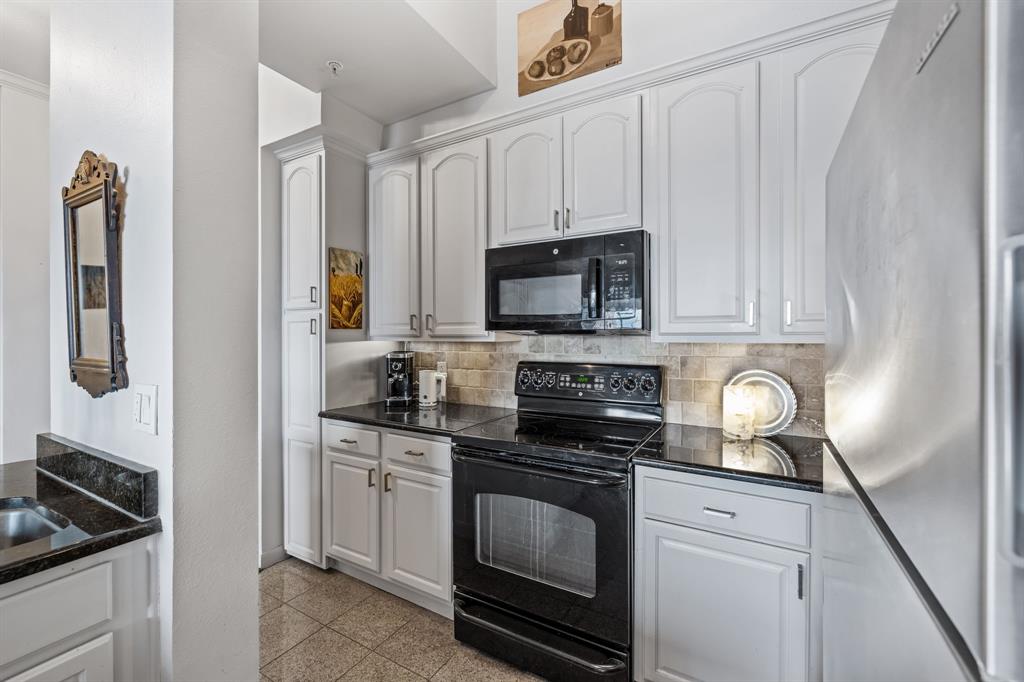 Renaissance On Turtle Creek Condo - Residential Lease