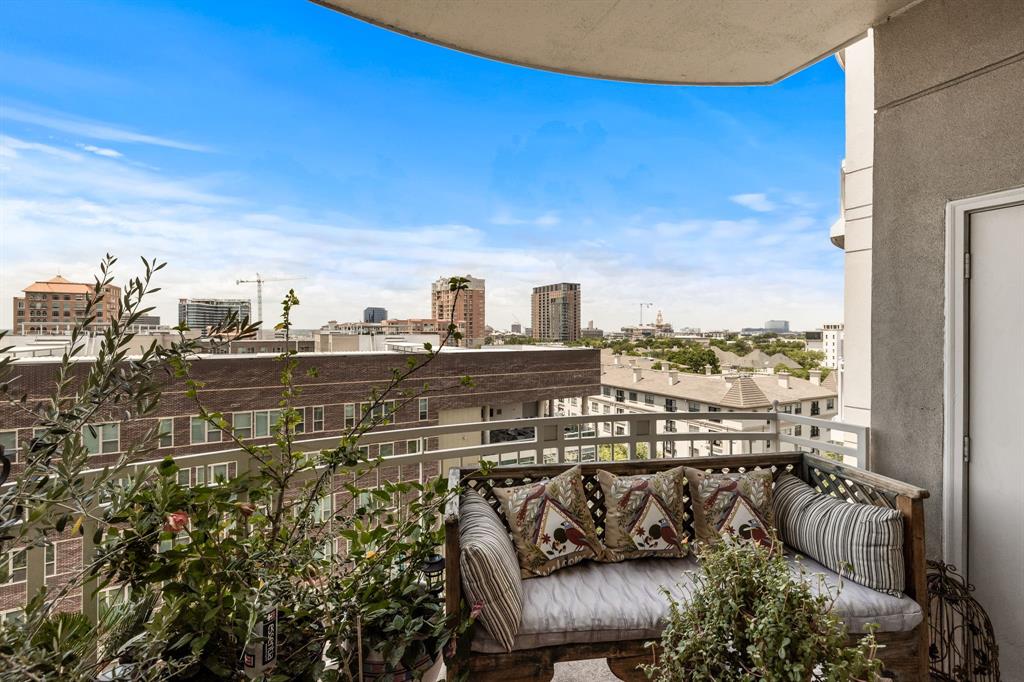 Renaissance On Turtle Creek Condo - Residential Lease