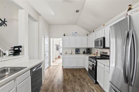 801 Cobblestone Drive Lewisville TX 75067