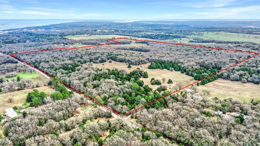 Rare find in Pottsboro, Texas!  134 acres of ag exempt land just a short distance from Lake Texoma!  The opportunities are endless. Develop into acre lots, build your dream home, grow crops or run cattle...Outside the city limits, no restrictions.  Seller retains all mineral rights.