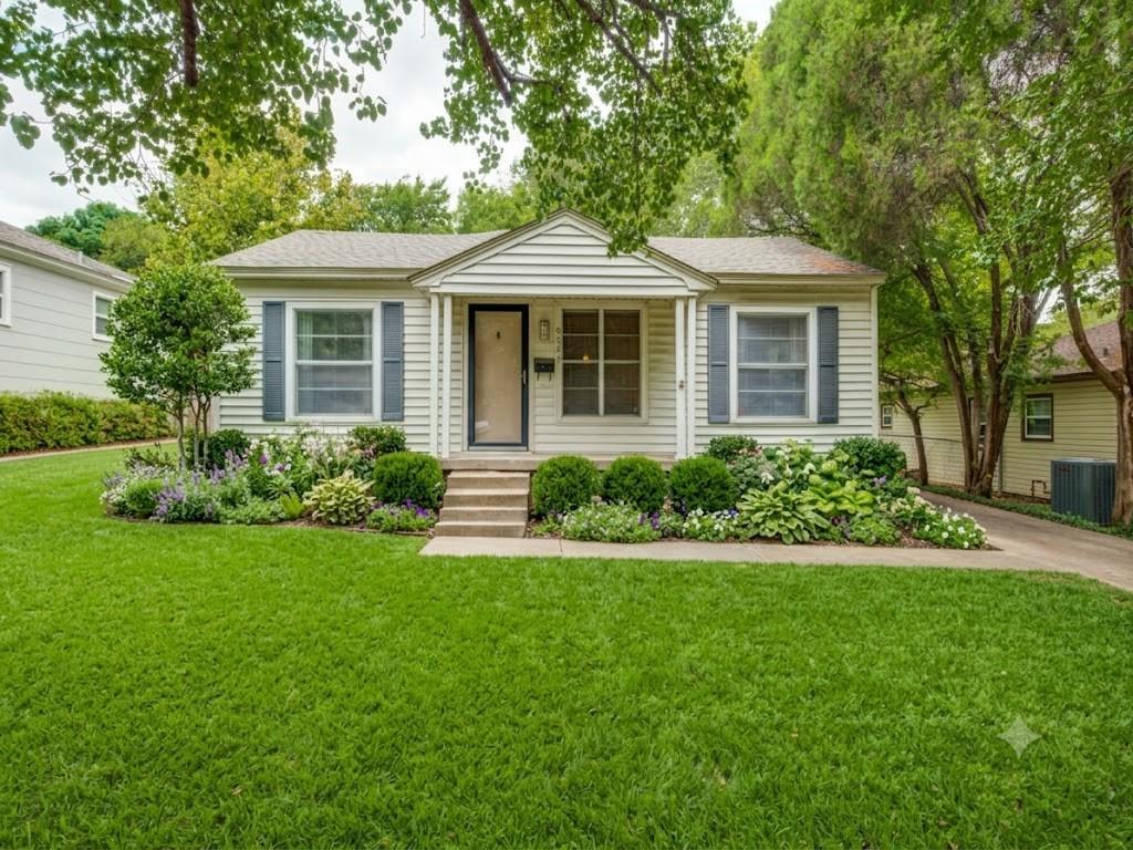 9543 Peninsula Drive