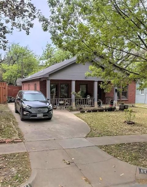 111 N Willomet Avenue Dallas TX 75208