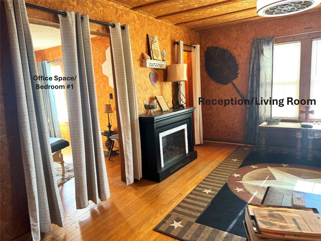 604 W 11th Street