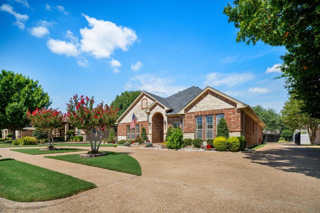 811 Amherst Drive