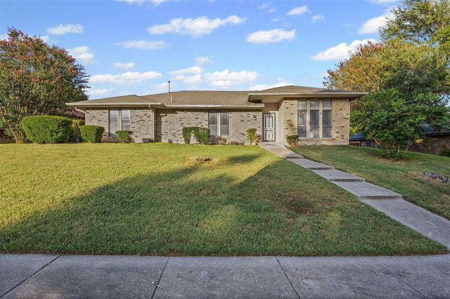 Welcome to this well-maintained DeSoto home offering 2,349 sq. ft. of living space with a thoughtful floor plan. Built in 1982, it features 3 spacious bedrooms, 2.5 baths, 2 living areas, and 2 dining areas—perfect for both everyday living and entertaining.
The two living rooms are connected by a see-through brick fireplace with a mantle on each side, creating warmth and charm. A wet bar sits conveniently between them, ideal for gatherings. The kitchen and living area also feature plenty of built-in storage, adding both style and function.
All bedrooms include ceiling fans and walk-in closets, with generous space throughout. The primary suite boasts an updated shower and a new deep soaking tub for relaxation, while the secondary bedrooms share a convenient Jack & Jill bathroom.
Enjoy low-maintenance luxury vinyl plank flooring throughout, with tile in the bathrooms. Outside, you’ll find a 2-car garage plus an additional parking pad—perfect for a boat, RV, or side-by-side. Centrally located near shopping, dining, and entertainment, and just a short drive to Joe Pool Lake, this home combines comfort, convenience, and character. Desoto has a Rec center and several parks and trails for outdoor lovers too. This property is also for lease. All information is deemed accurate, but buyer and agent should do their due diligence.