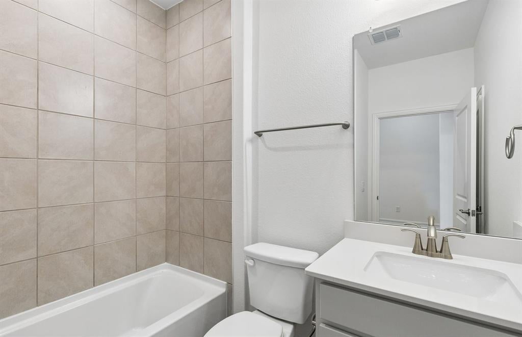 321 Cloverdale Lane