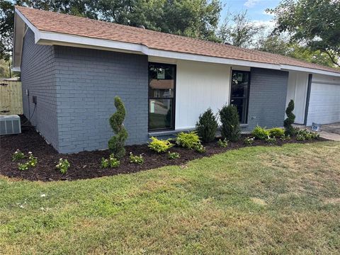 6024 Hillcrest Drive Watauga TX 76148