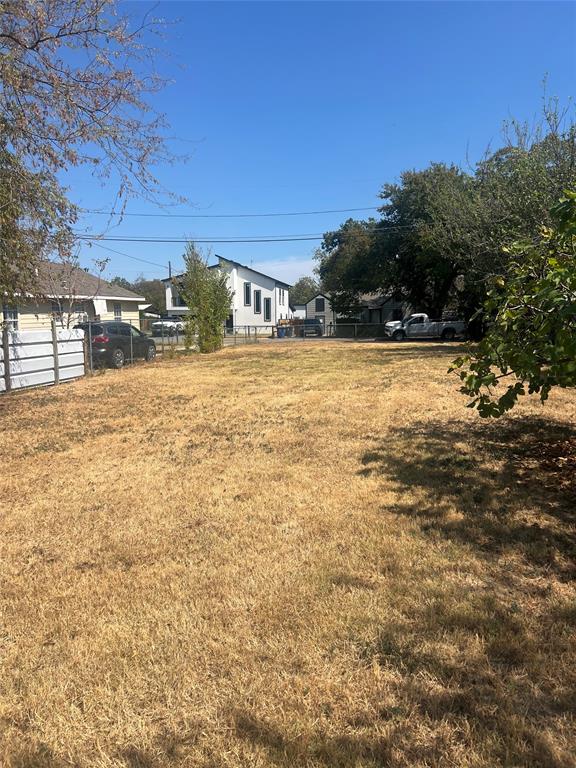715 N Tillery Avenue