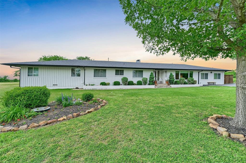 3300 Rex Cruse Drive