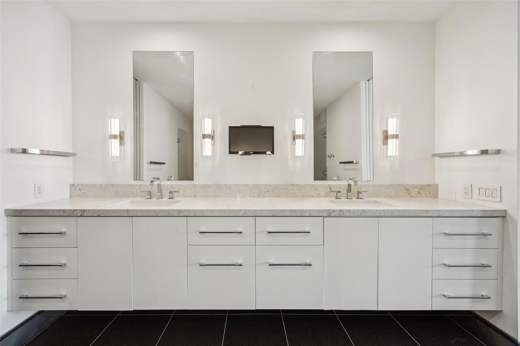 ONE ARTS PLAZA CONDOMINIUM - Residential