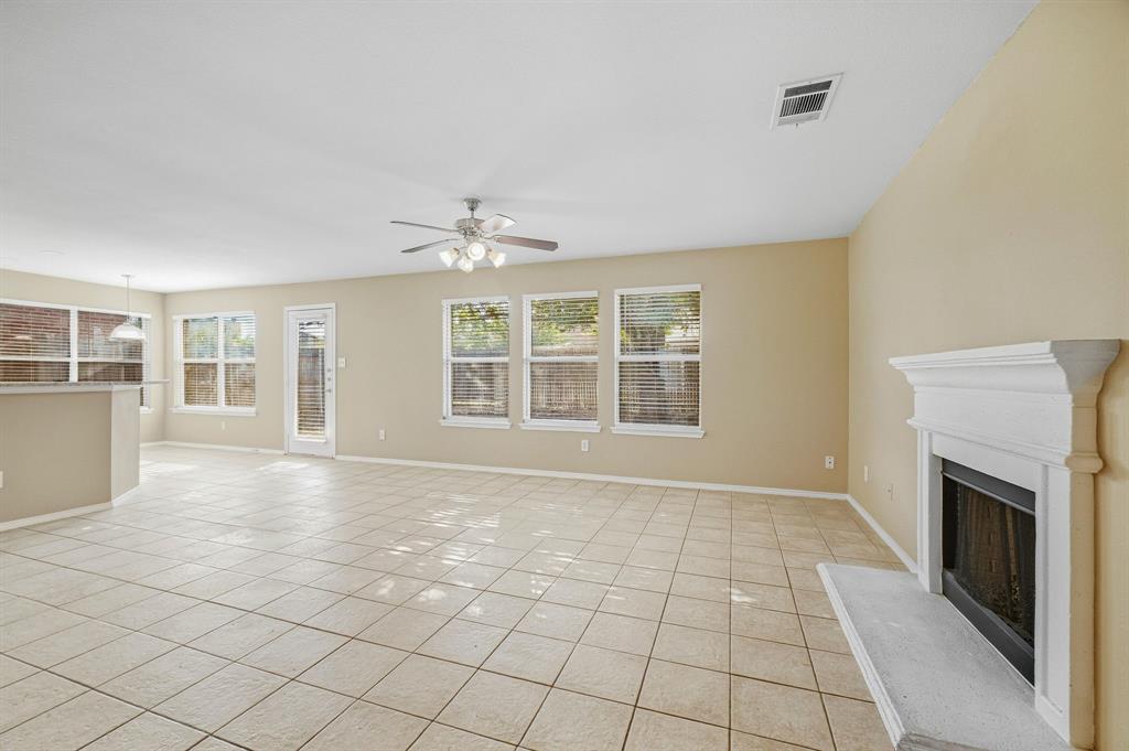 1002 Chatham Lane