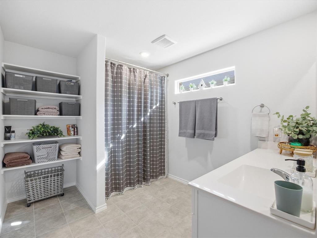 Sculptors Park - Residential