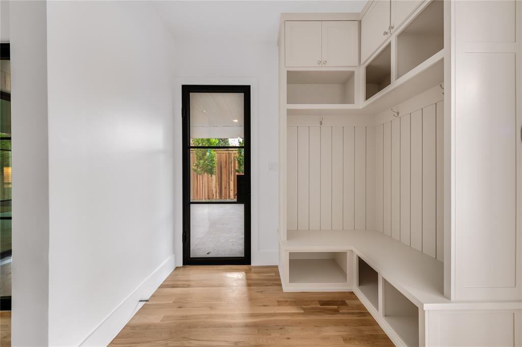 V W Greenwades - Residential