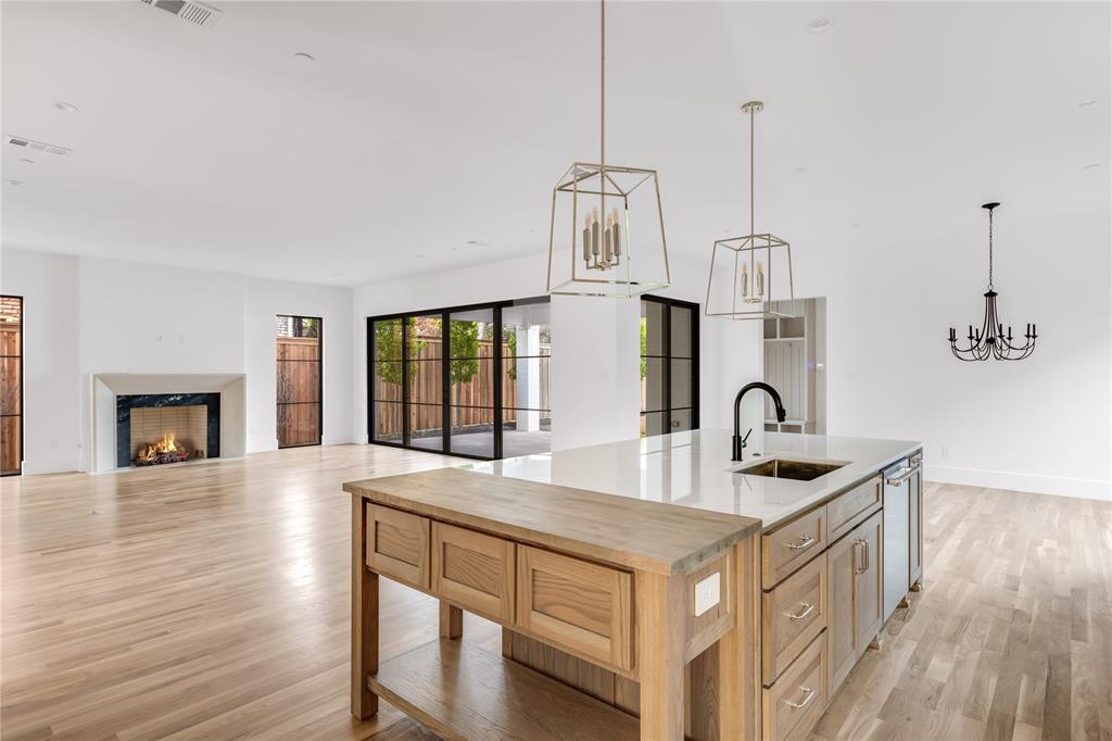 V W Greenwades - Residential