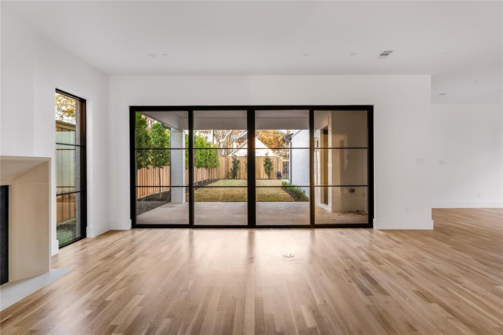 V W Greenwades - Residential