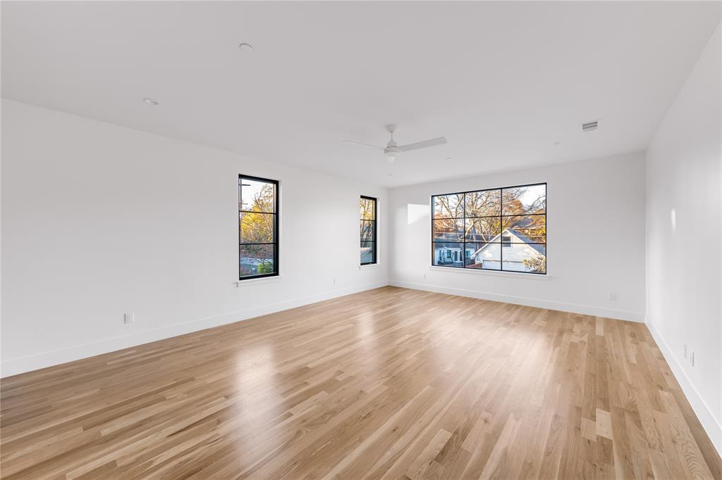 V W Greenwades - Residential