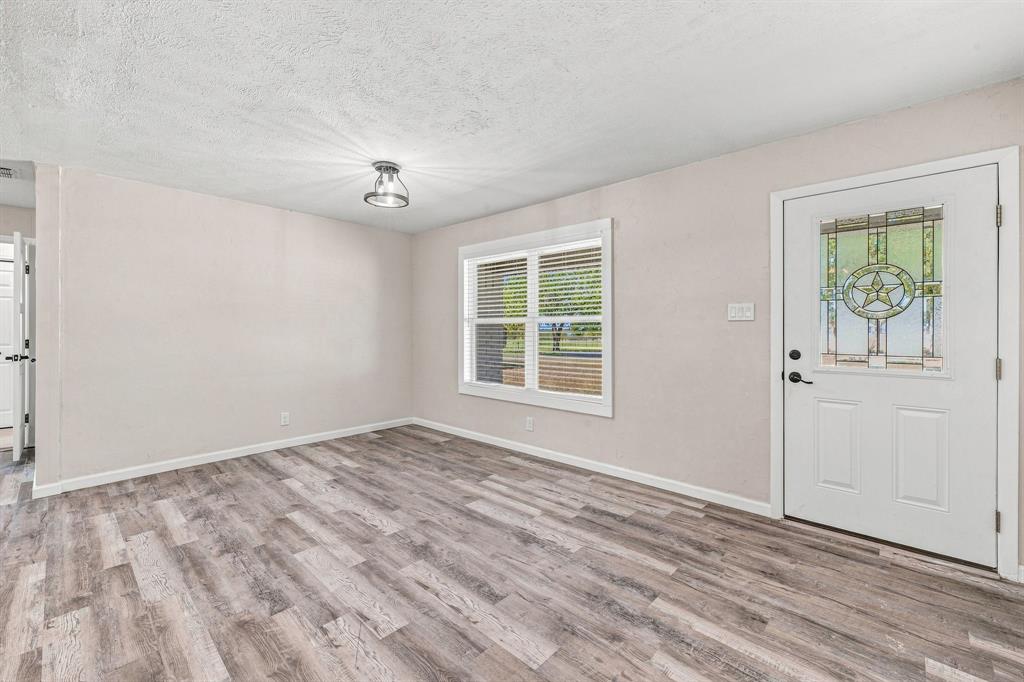 1490 County Road 185