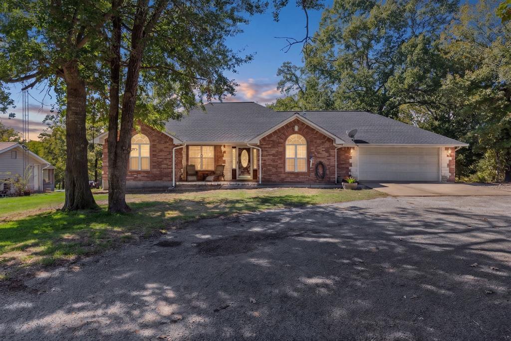 Photo of 270 County Road 1946 #1946, Emory, TX 75440 (MLS # 21419968)