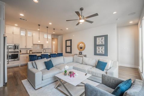 Tiny photo for 1127 Lavender Ridge, Dallas, TX 75204 (MLS # 21083807)