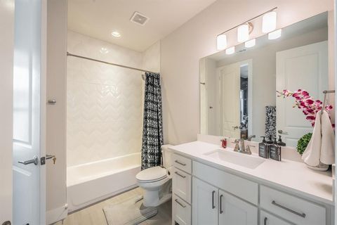 Tiny photo for 1127 Lavender Ridge, Dallas, TX 75204 (MLS # 21083807)