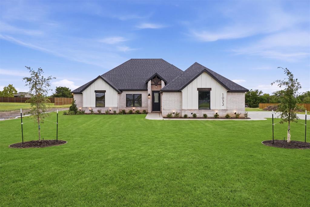 1033 Uplift Drive