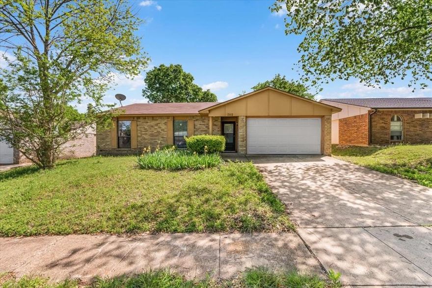 BANK-OWNED, but can accept FHA, VA, and Conventional offers! No repairs will be made unless lender-required.
Welcome to this updated 3-bedroom, 2-bath home in Dallas—move-in ready and waiting for its next owner. Step inside to an open, light-filled layout that feels inviting and modern. The main living area features a beautiful fireplace, creating a great spot to relax or entertain. This home offers a clean, updated feel throughout and a great opportunity for buyers looking for a solid home with flexible financing options.