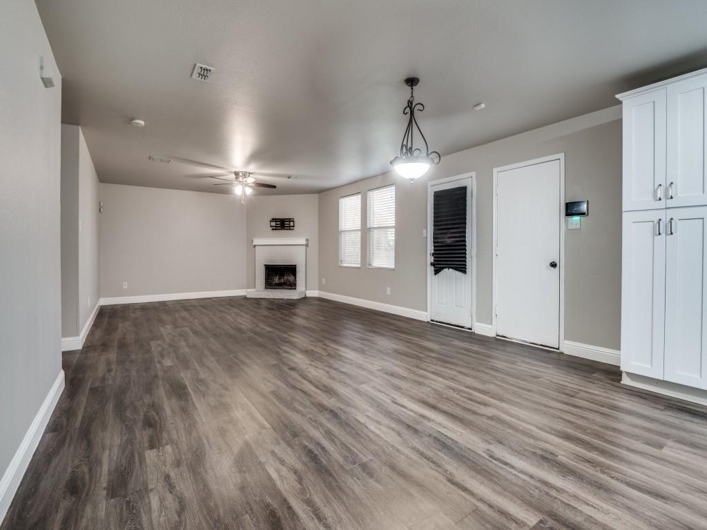 1035 Mayflowers Lane