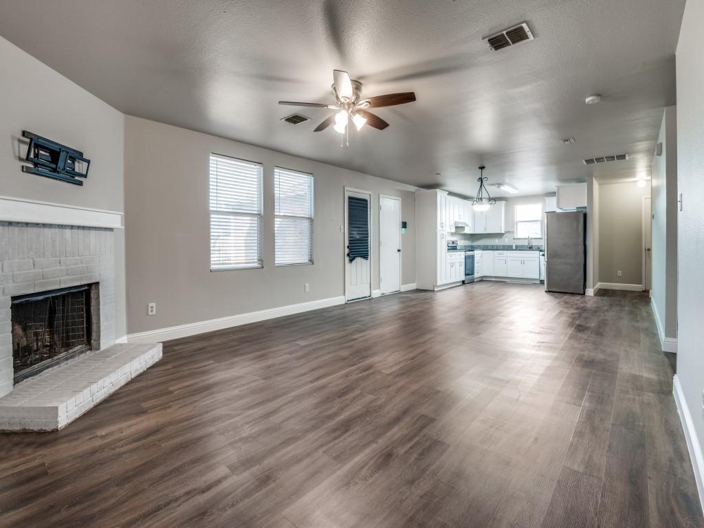 1035 Mayflowers Lane