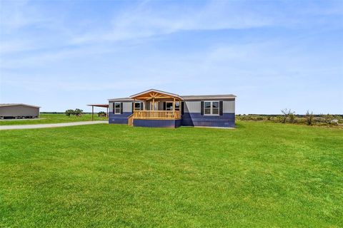 Photo of 4670 Lonestar Road, Poolville, TX 76487 (MLS # 21177253)