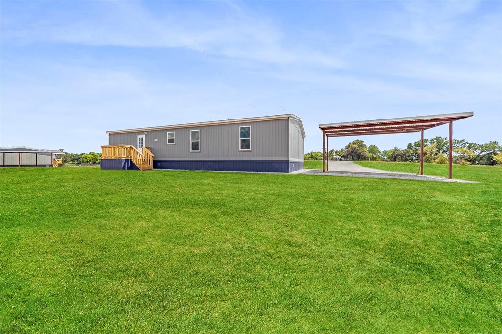 SILVER SPURS RANCH - Residential