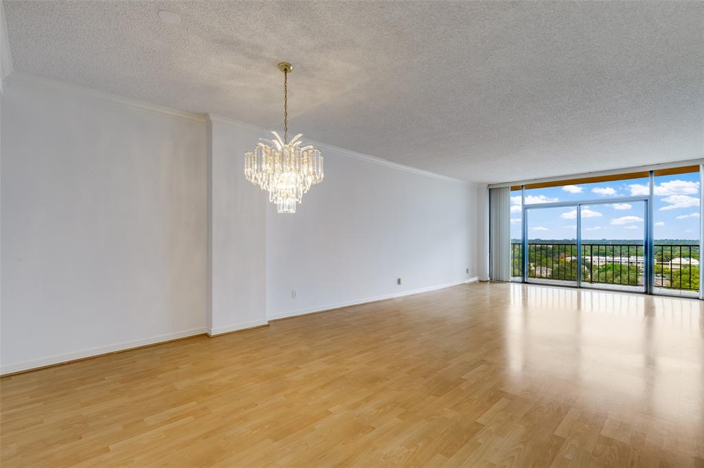 Bonaventure Condo - Residential