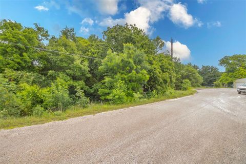 5719 Canyon Creek Court Granbury TX 76048
