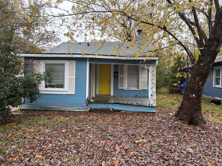 Add this to your portfolio. Can be sold together as a package with 20949584 and 20949589