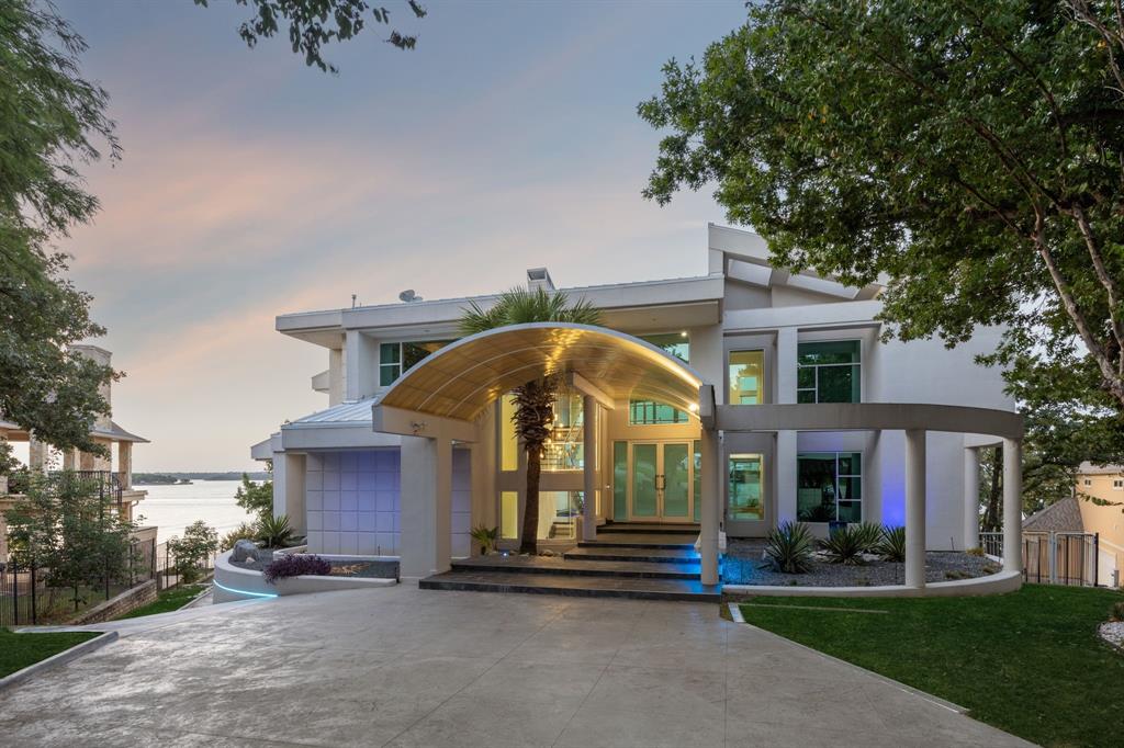 817 N Shore Drive