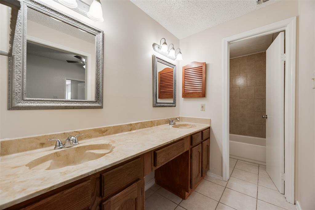 University Park Condo - Residential