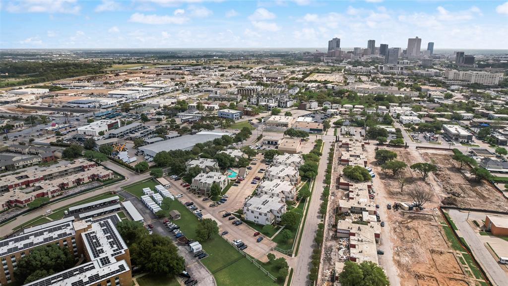 University Park Condo - Residential