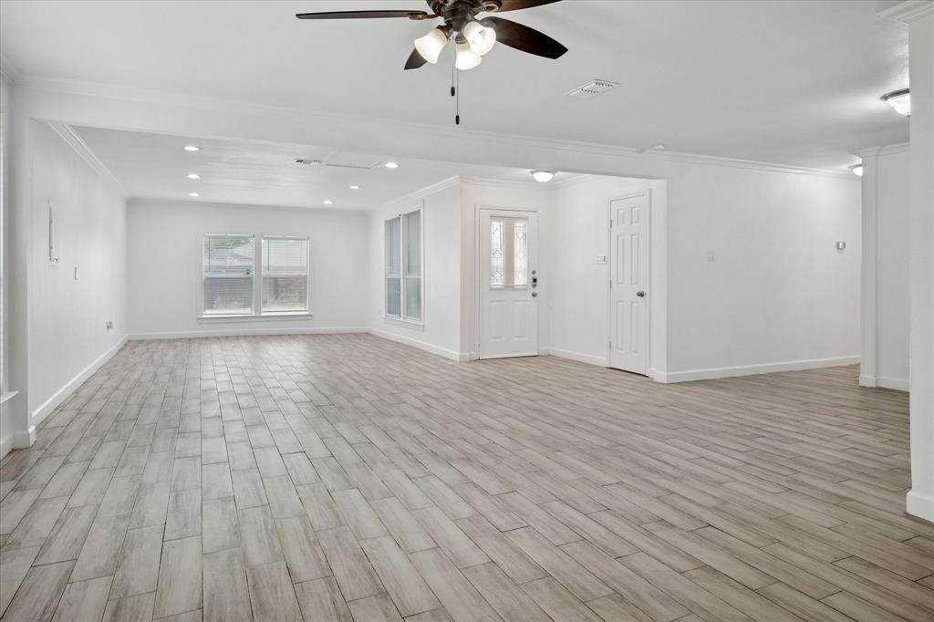 5409 Queens Court