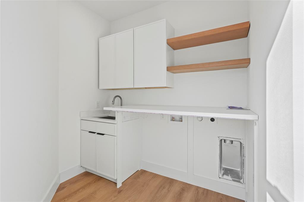 DEWBERRYS - Residential