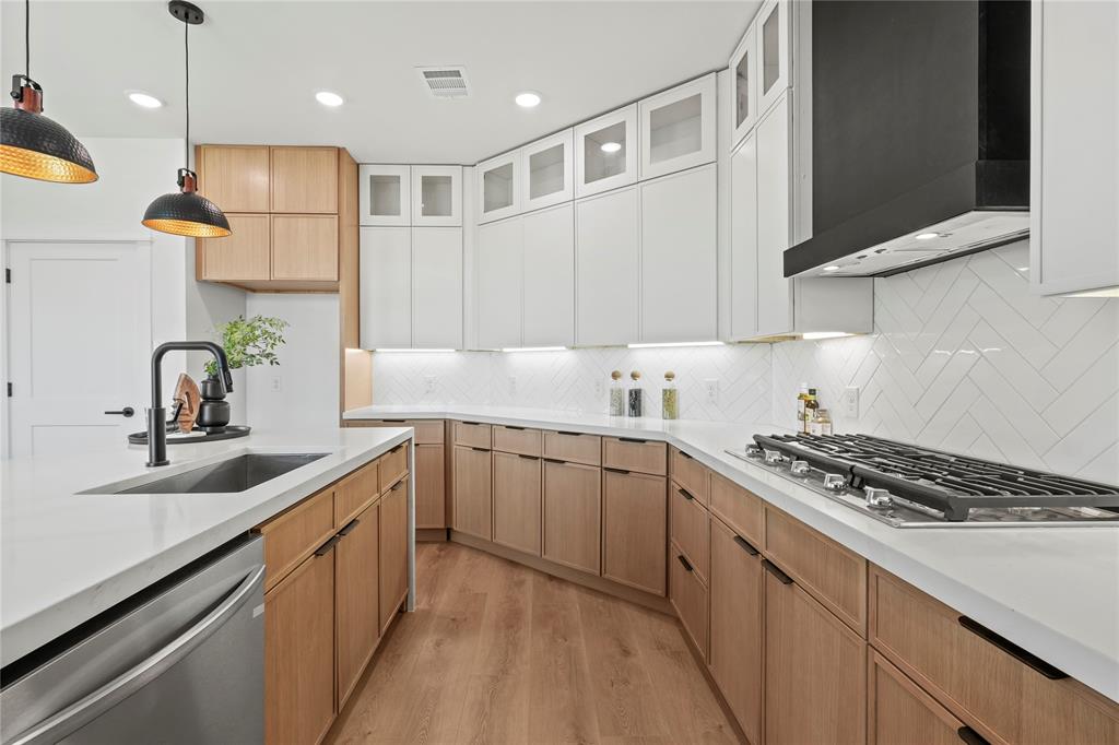 DEWBERRYS - Residential