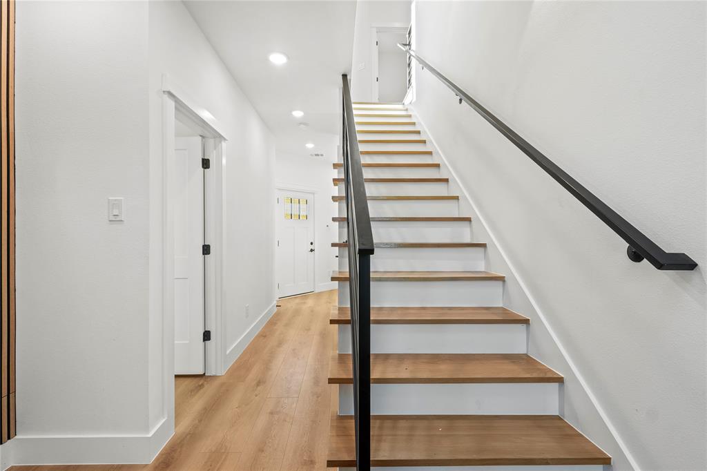 DEWBERRYS - Residential