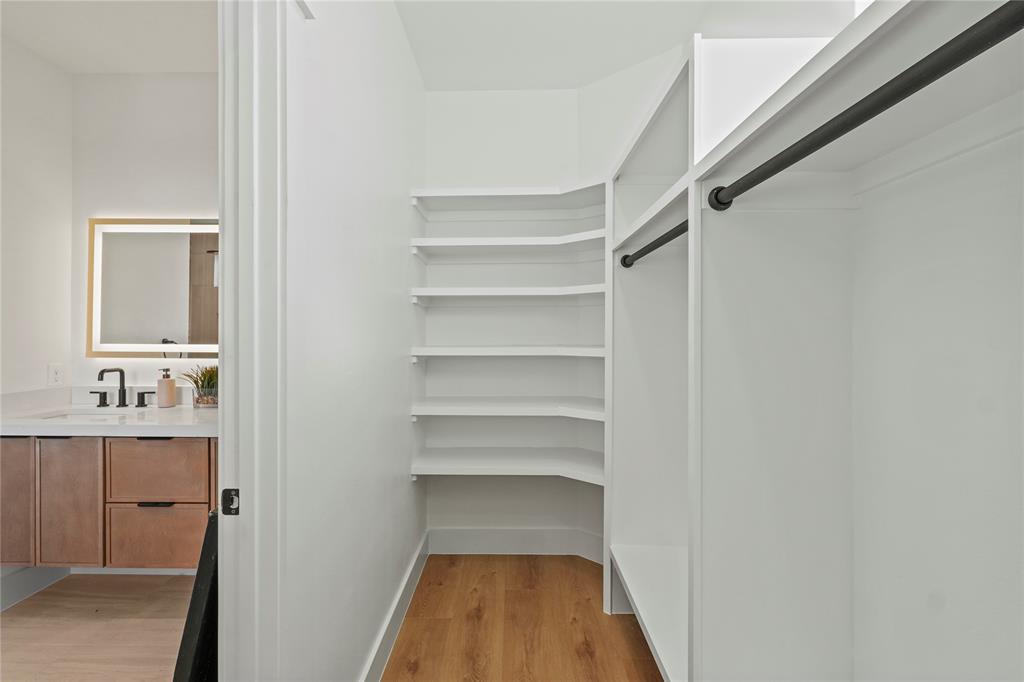 DEWBERRYS - Residential