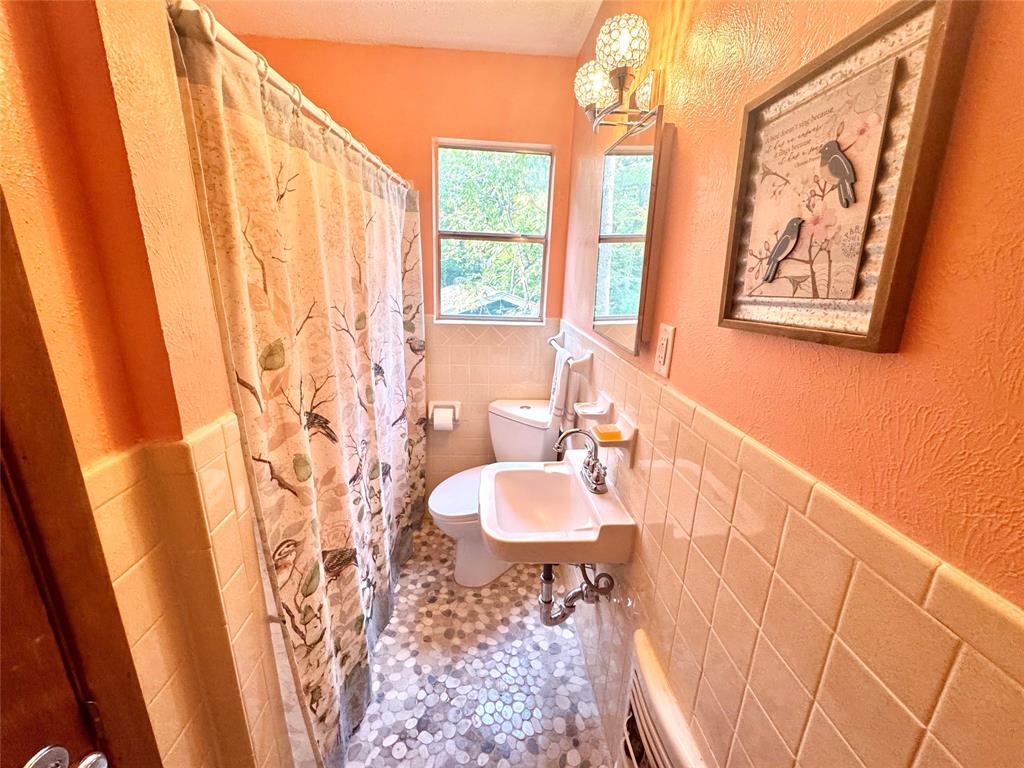 Eastwood Islands - Residential Lease