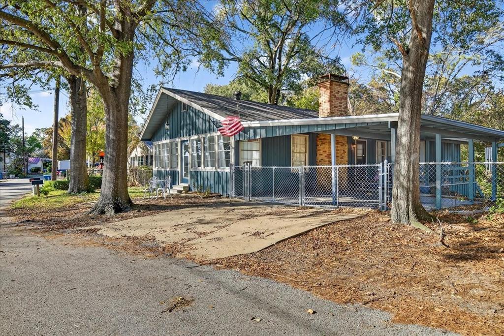 Eastwood Islands - Residential Lease