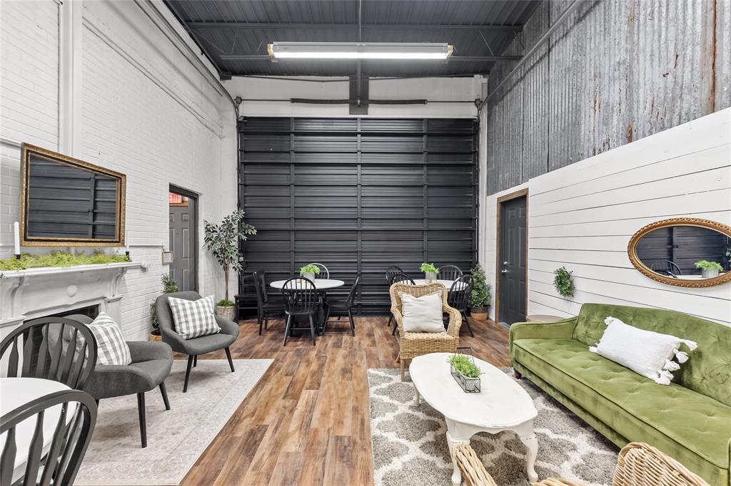 A0510 HILLER JOSEPH - Commercial Sale