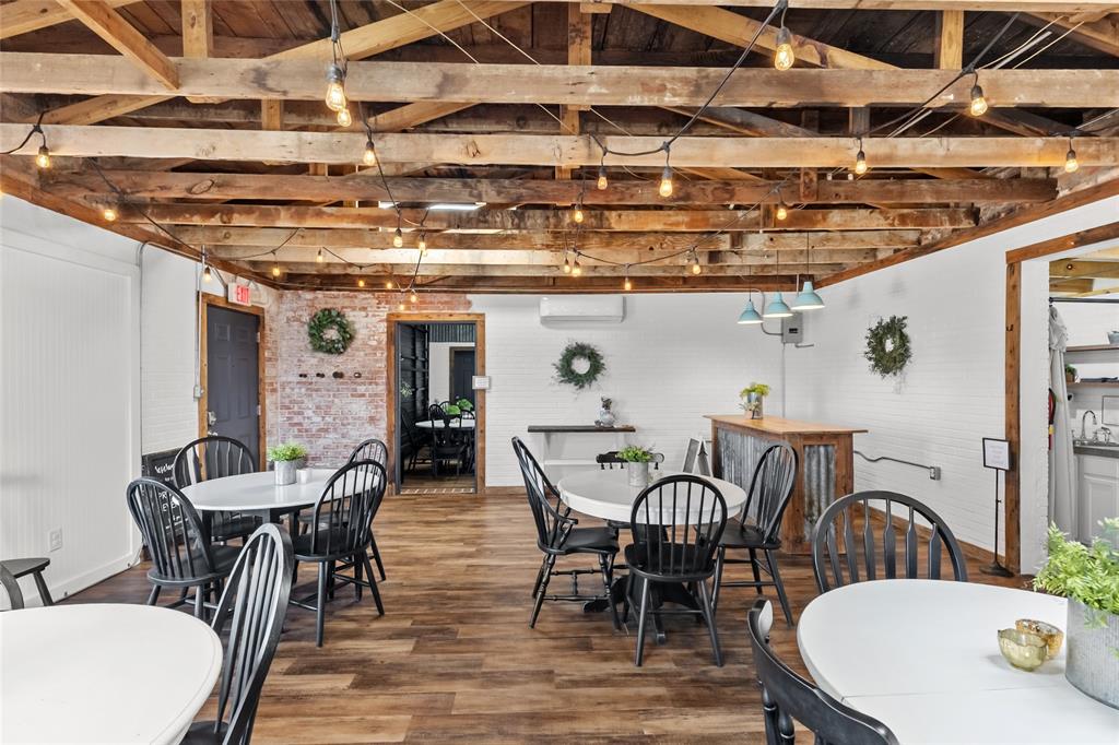 A0510 HILLER JOSEPH - Commercial Sale