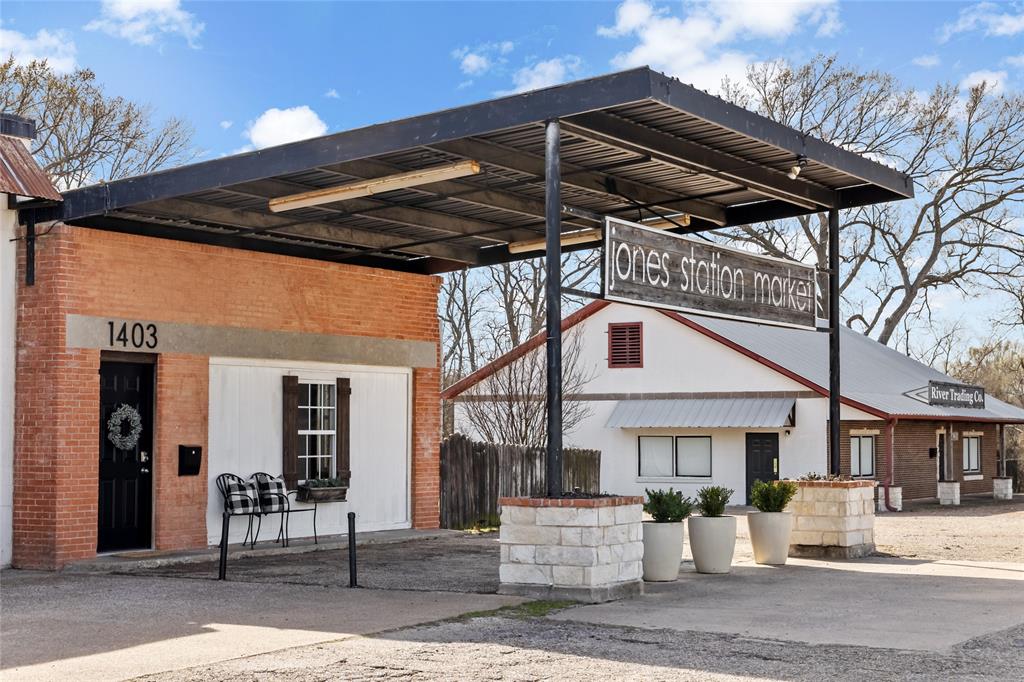 A0510 HILLER JOSEPH - Commercial Sale